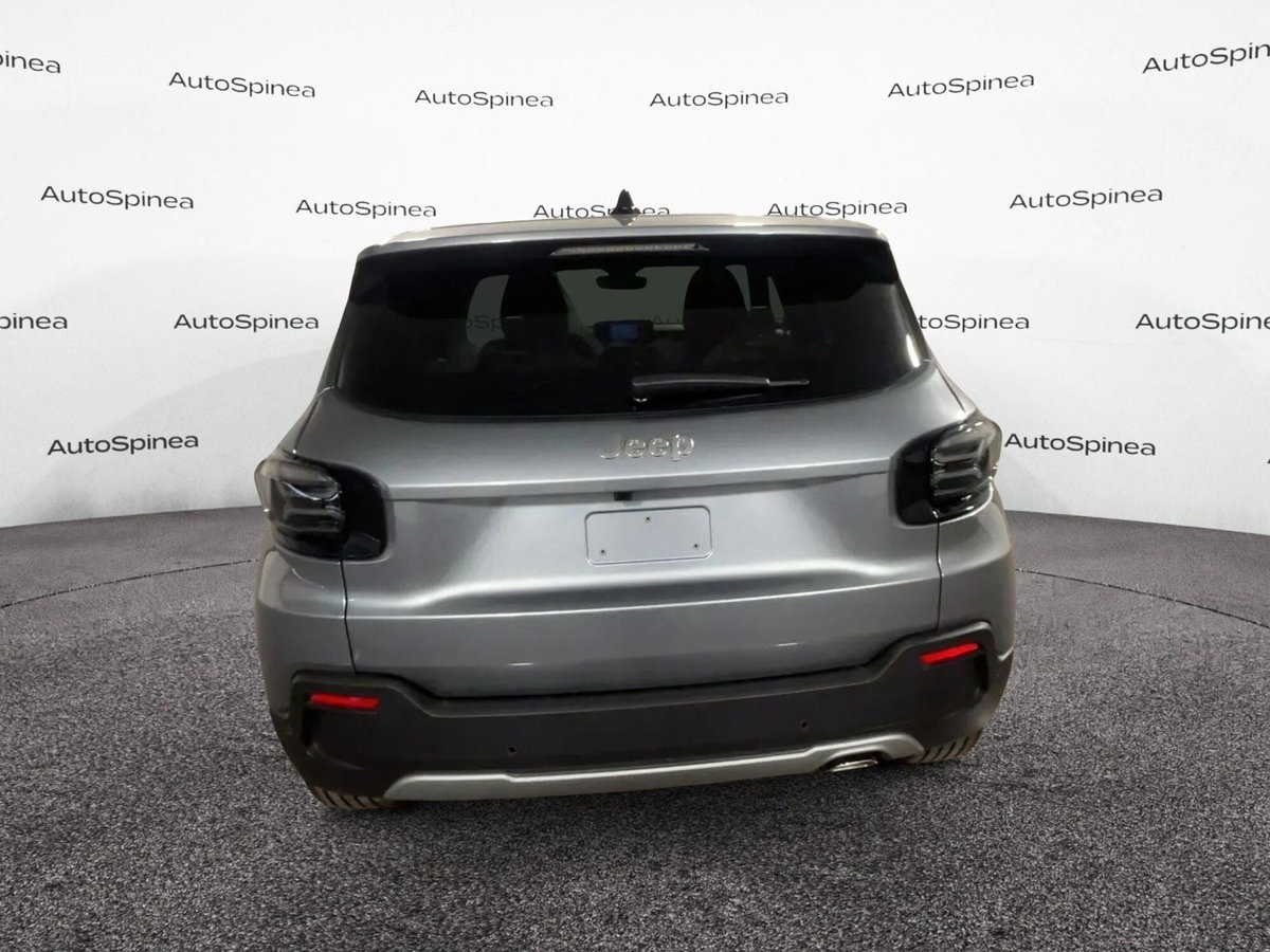 Jeep Avenger 1.2 turbo e-hybrid mhev Summit fwd 110cv edct6 (4)