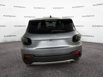 Jeep Avenger 1.2 turbo e-hybrid mhev Summit fwd 110cv edct6 (4)