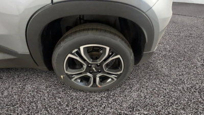 Jeep Avenger 1.2 turbo e-hybrid mhev Summit fwd 110cv edct6 (6)