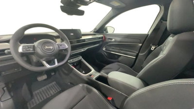 Jeep Avenger 1.2 turbo e-hybrid mhev Summit fwd 110cv edct6 (12)
