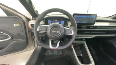 Jeep Avenger 1.2 turbo e-hybrid mhev Summit fwd 110cv edct6 (16)