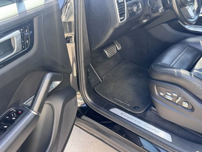 Porsche Cayenne 4.0 V8 Turbo (14)