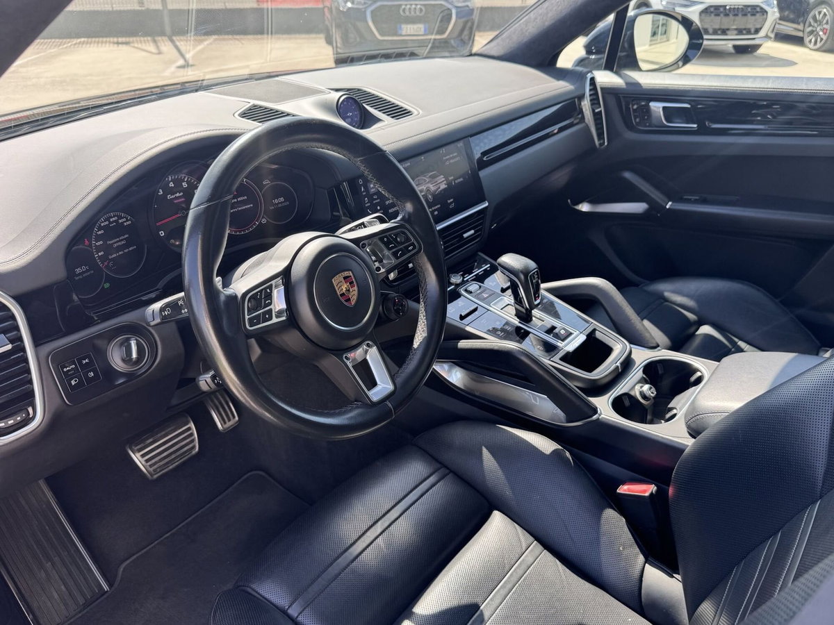 Porsche Cayenne 4.0 V8 Turbo (8)