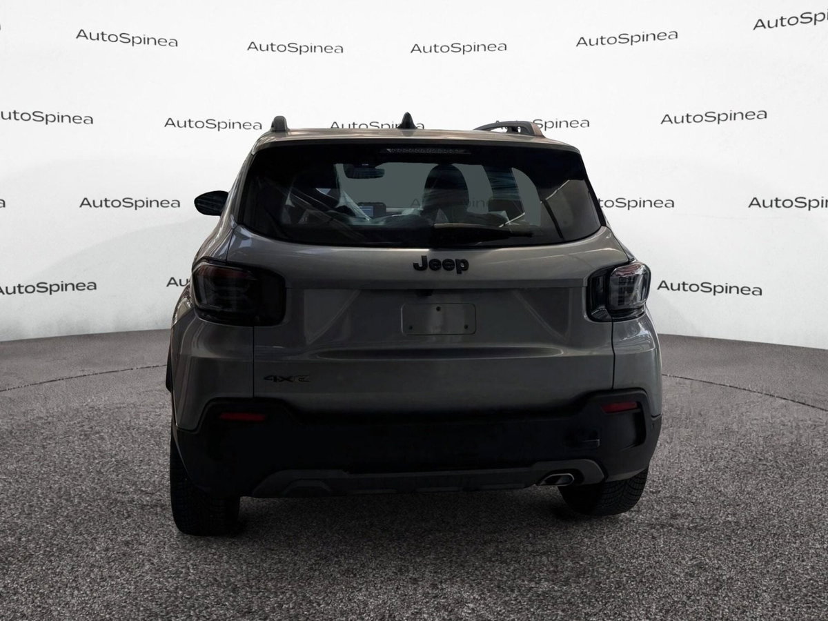 Jeep Avenger 1.2 turbo e-hybrid mhev Upland 4xe 145cv edct6 (6)