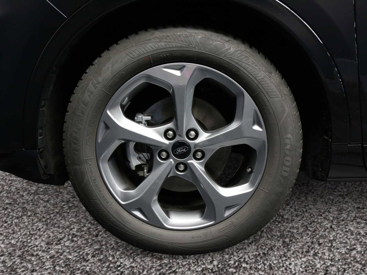Ford Kuga 2.5 full hybrid ST-Line X 2wd 180cv auto (6)