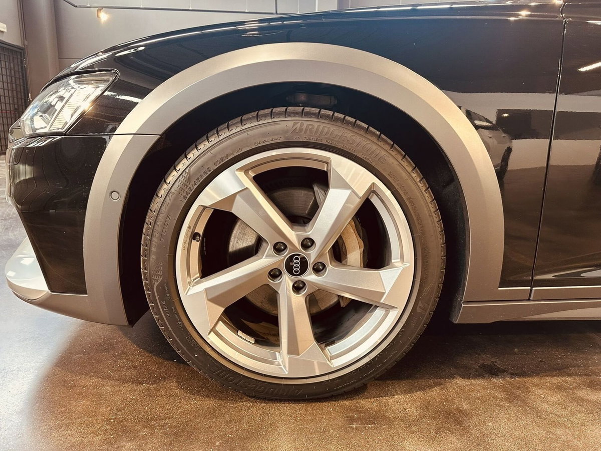 Audi A6 Allroad 50 TDI 3.0 quattro tiptronic (13)