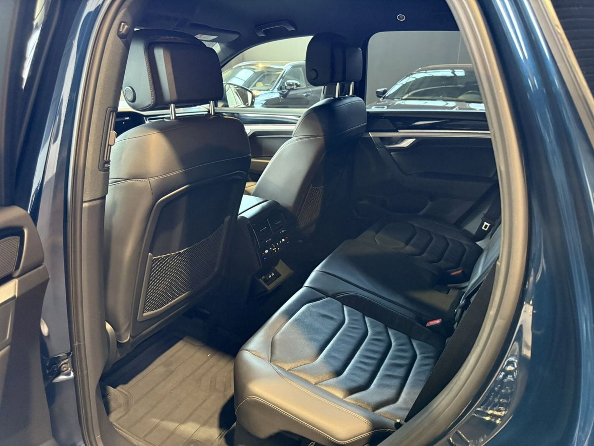 Volkswagen Touareg 3.0 V6 TDI SCR Elegance (13)