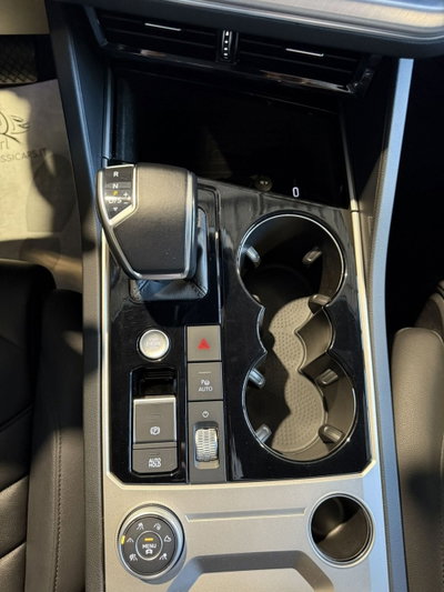 Volkswagen Touareg 3.0 V6 TDI SCR Elegance (16)