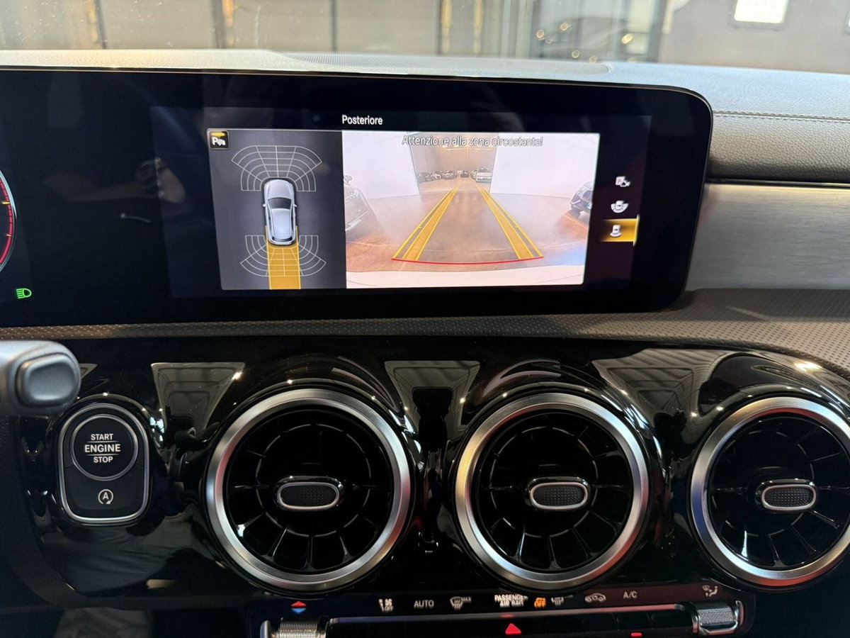 Mercedes-Benz Classe A 220 d Automatic 4Matic Premium (11)