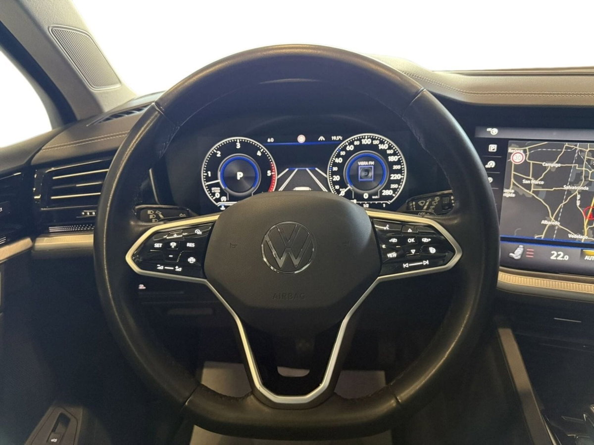 Volkswagen Touareg 3.0 V6 TDI 286 CV SCR Elegance (9)
