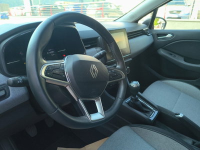 Renault Clio 1.5 dci Evolution 100cv (12)