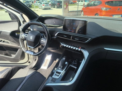 Peugeot 3008 BlueHDi 120 S&S EAT6 GT Line (13)