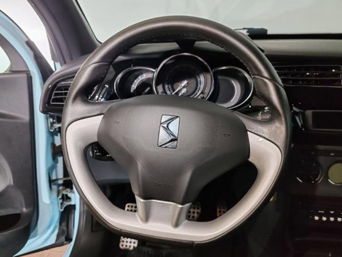 Ds DS 3 Coupé DS 3 1.4 VTi 95 Chic (10)
