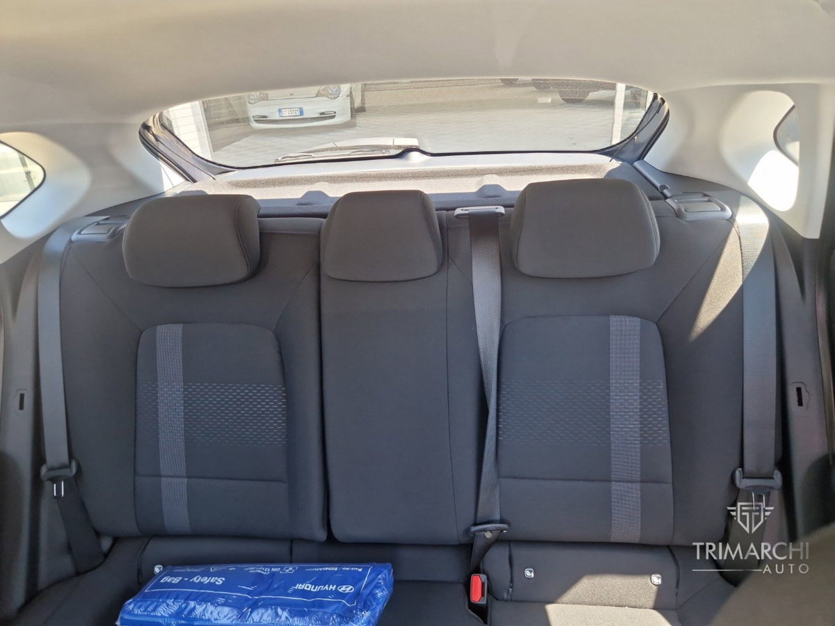 Hyundai i20 1.0 t-gdi Connectline 90cv dct (11)