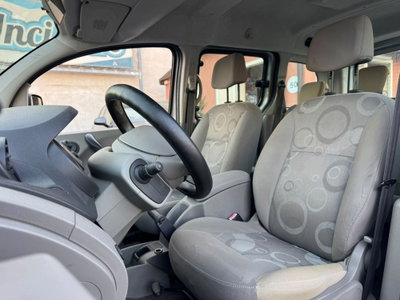 Renault Kangoo 1.6 105CV 5 porte Benzina/GPL Dynamique (6)