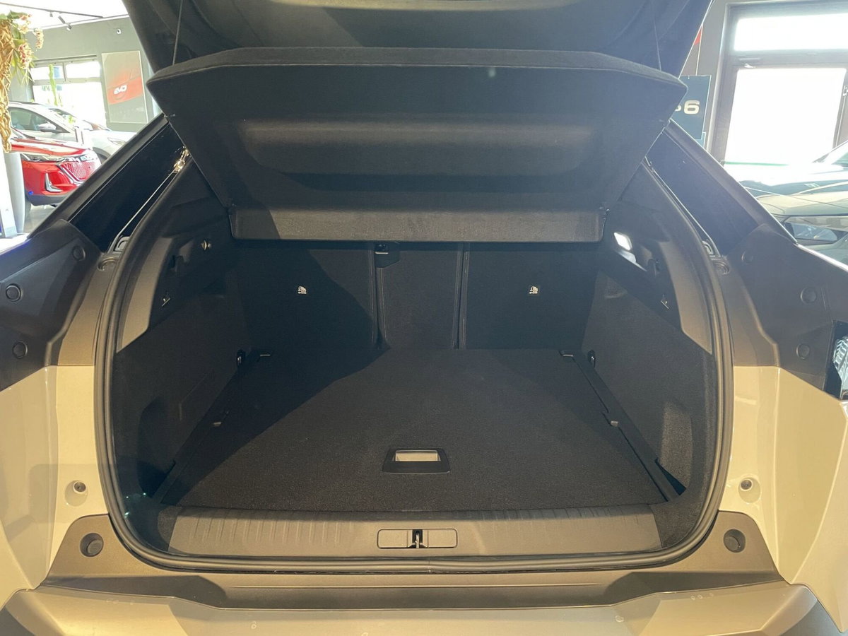 Peugeot 3008 1.2 hybrid GT Exclusive 145cv e-dcs6 (6)