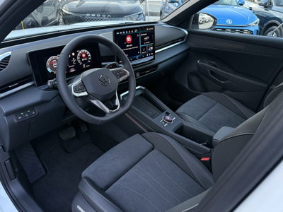 Volkswagen T-Roc 1.5 etsi Life 115cv dsg (10)