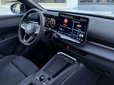 Volkswagen T-Roc 1.5 etsi Life 115cv dsg (17)