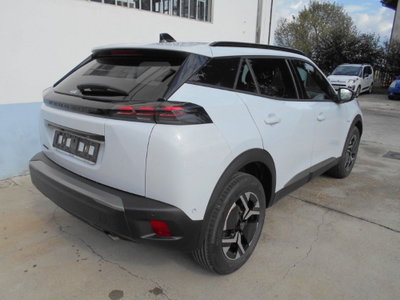 Peugeot 2008 PureTech 100 S&S Allure (15)