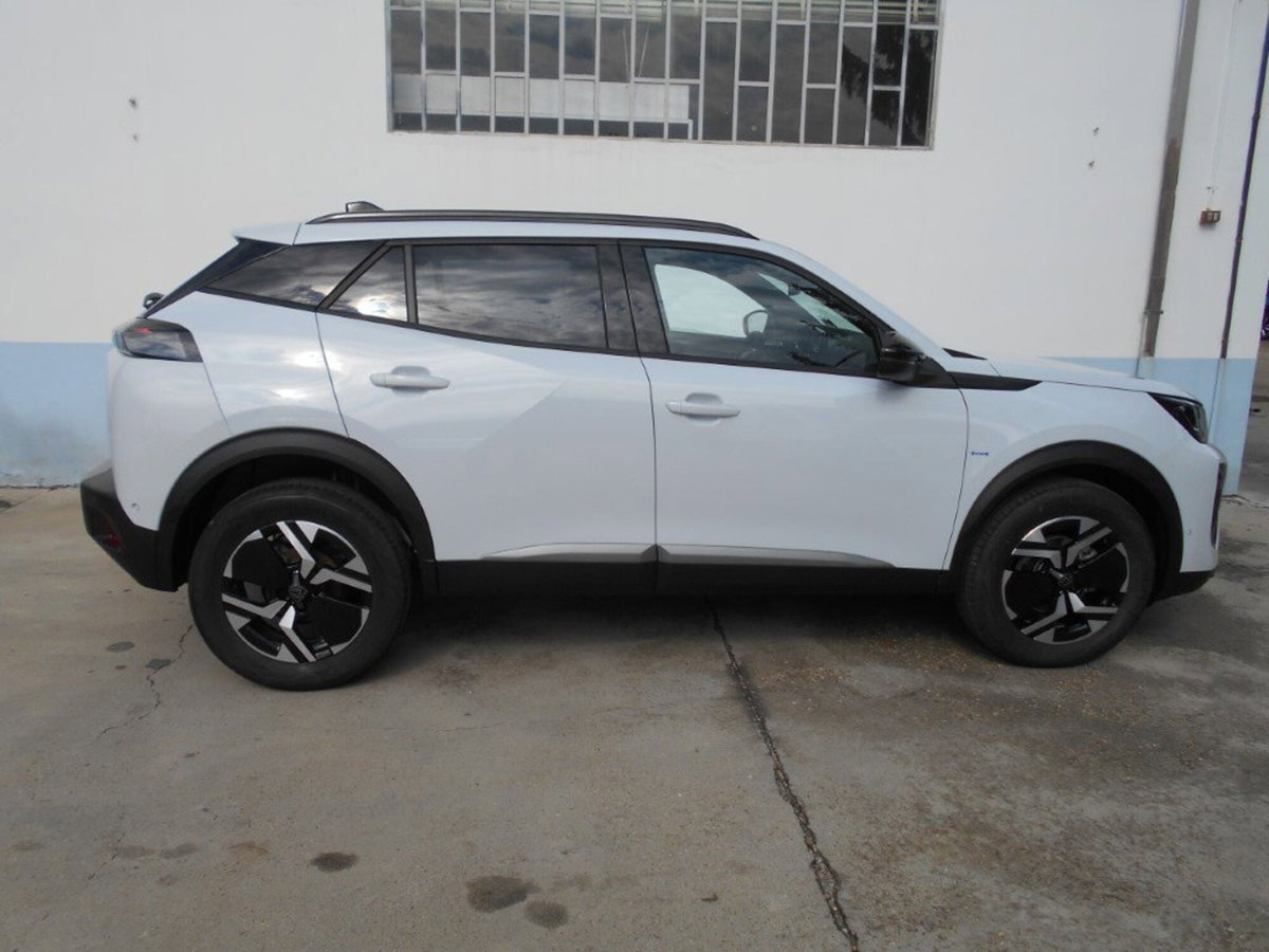 Peugeot 2008 PureTech 100 S&S Allure (16)