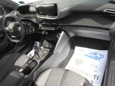 Peugeot 2008 PureTech 100 S&S Allure (18)