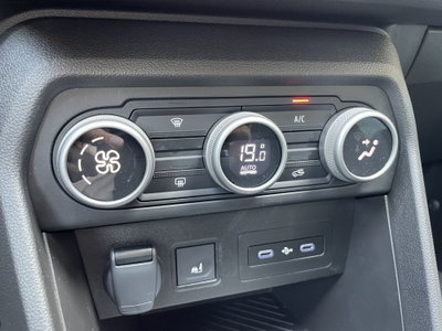 Dacia Sandero Stepway 1.2 Eco-G Extreme 120cv auto (14)