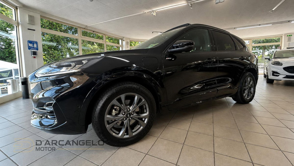 Ford Kuga 2.5 Plug In Hybrid 225 CV CVT 2WD ST-Line (10)