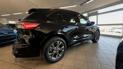 Ford Kuga 2.5 Plug In Hybrid 225 CV CVT 2WD ST-Line (3)