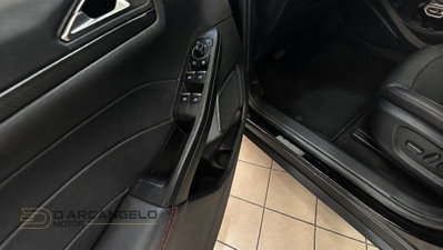 Ford Kuga 2.5 Plug In Hybrid 225 CV CVT 2WD ST-Line (9)