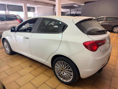 Alfa Romeo Giulietta 1.6 JTDm Giulietta 120cv (3)