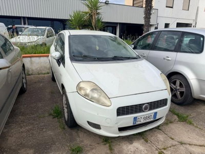 Fiat Grande Punto 1.3 MJT 75 3p.Van Active 2pt (2)
