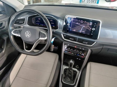Volkswagen T-Roc Cabrio 1.5 TSI ACT DSG Style (13)