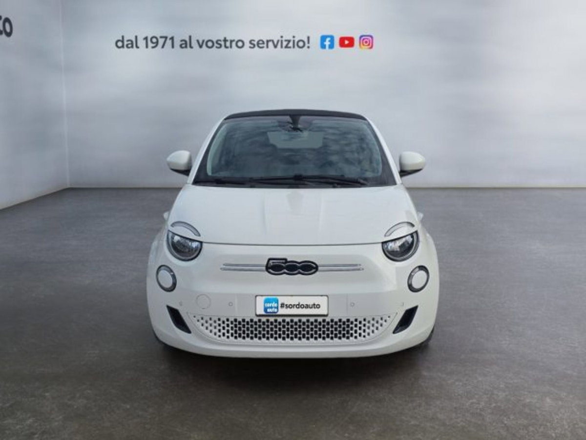 Fiat 500e Cabrio Icon Cabrio 23,65 kWh (2)