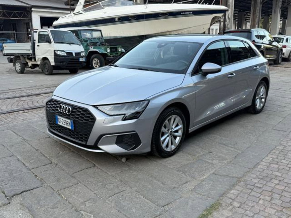 Audi A3 Sportback 30 TFSI S tronic Business (2)