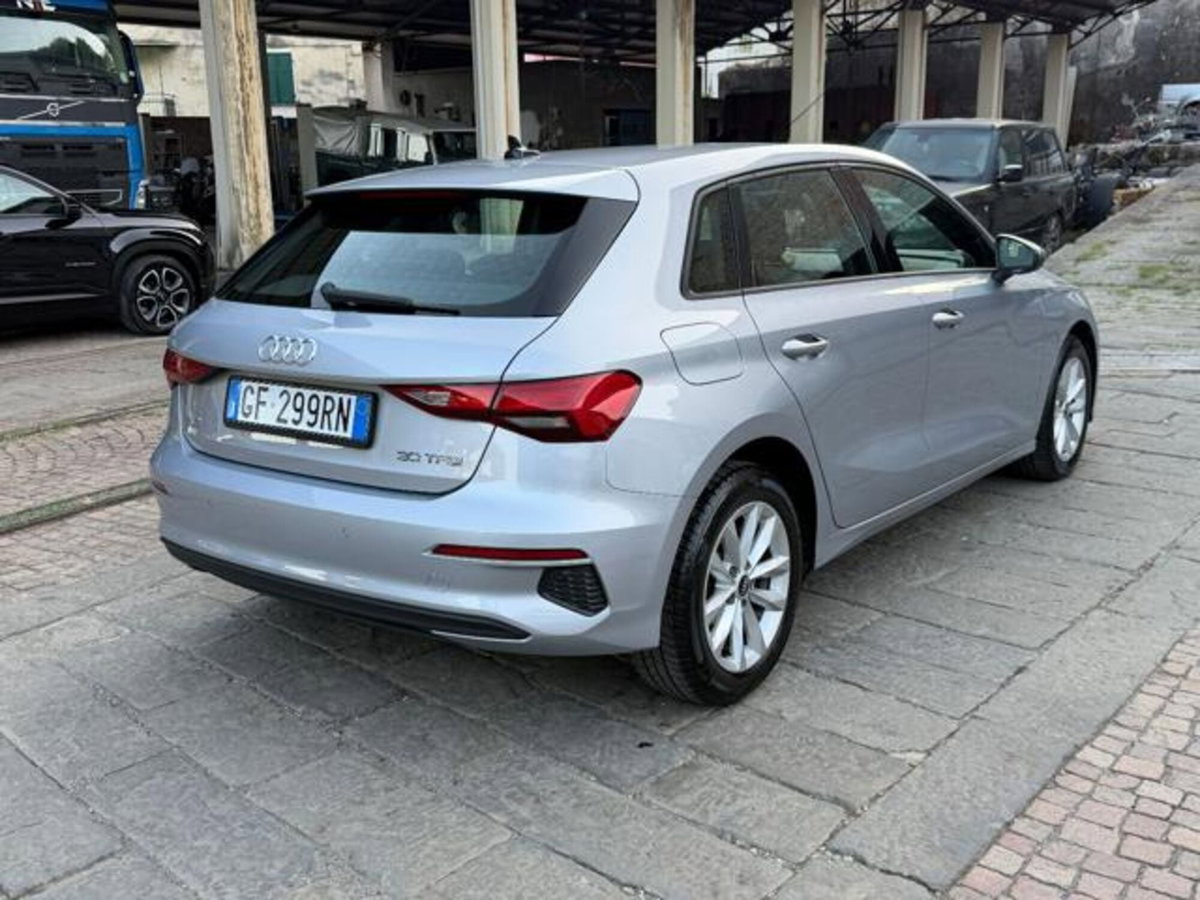 Audi A3 Sportback 30 TFSI S tronic Business (7)
