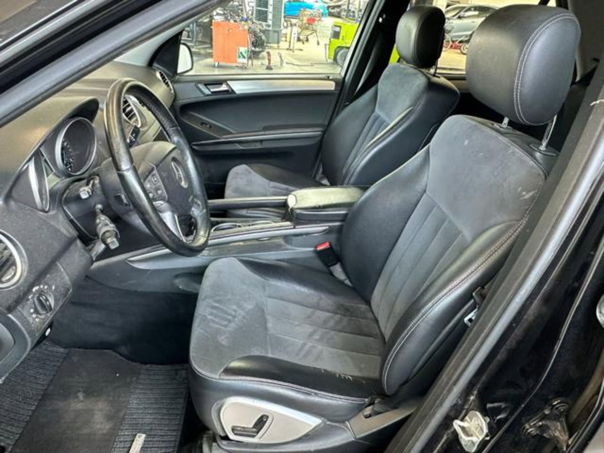 Mercedes-Benz Classe ML 320 CDI (17)