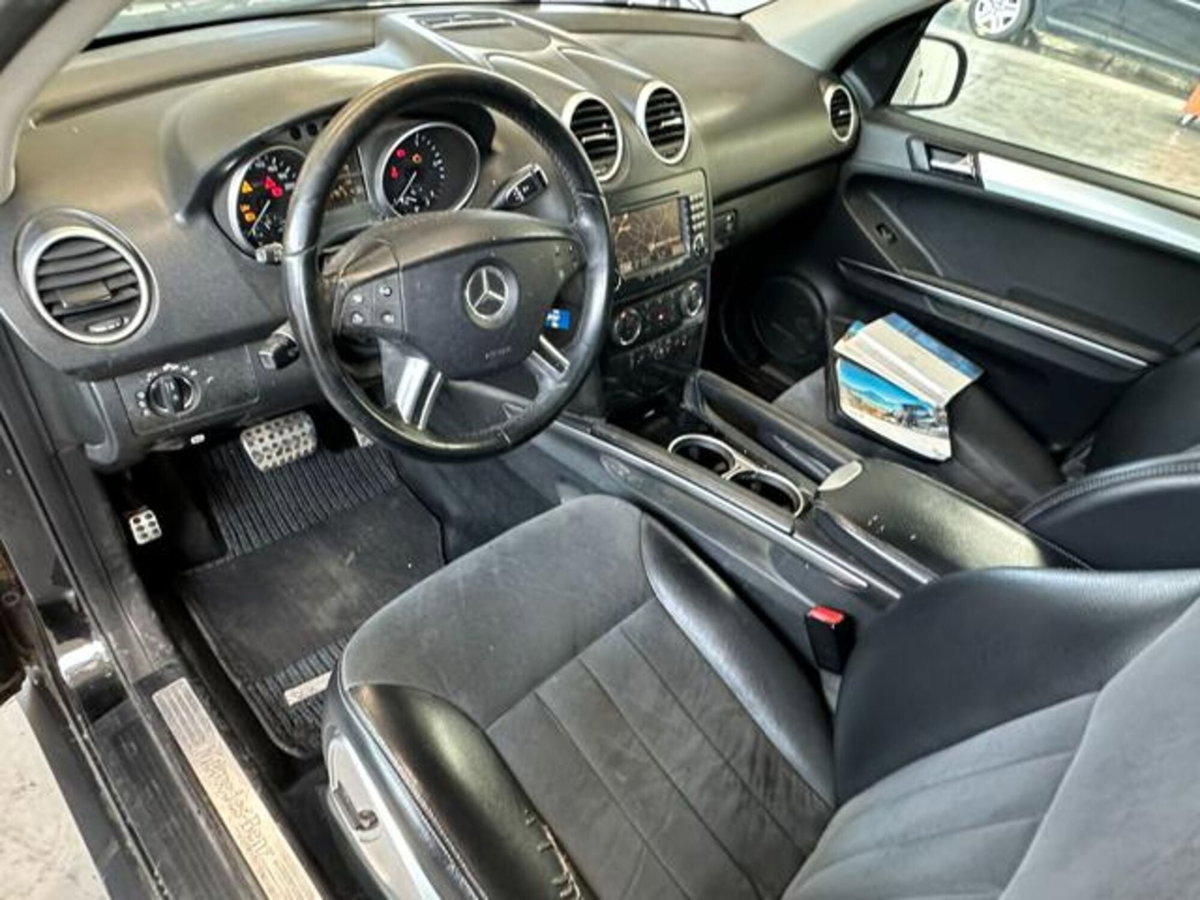 Mercedes-Benz Classe ML 320 CDI (19)
