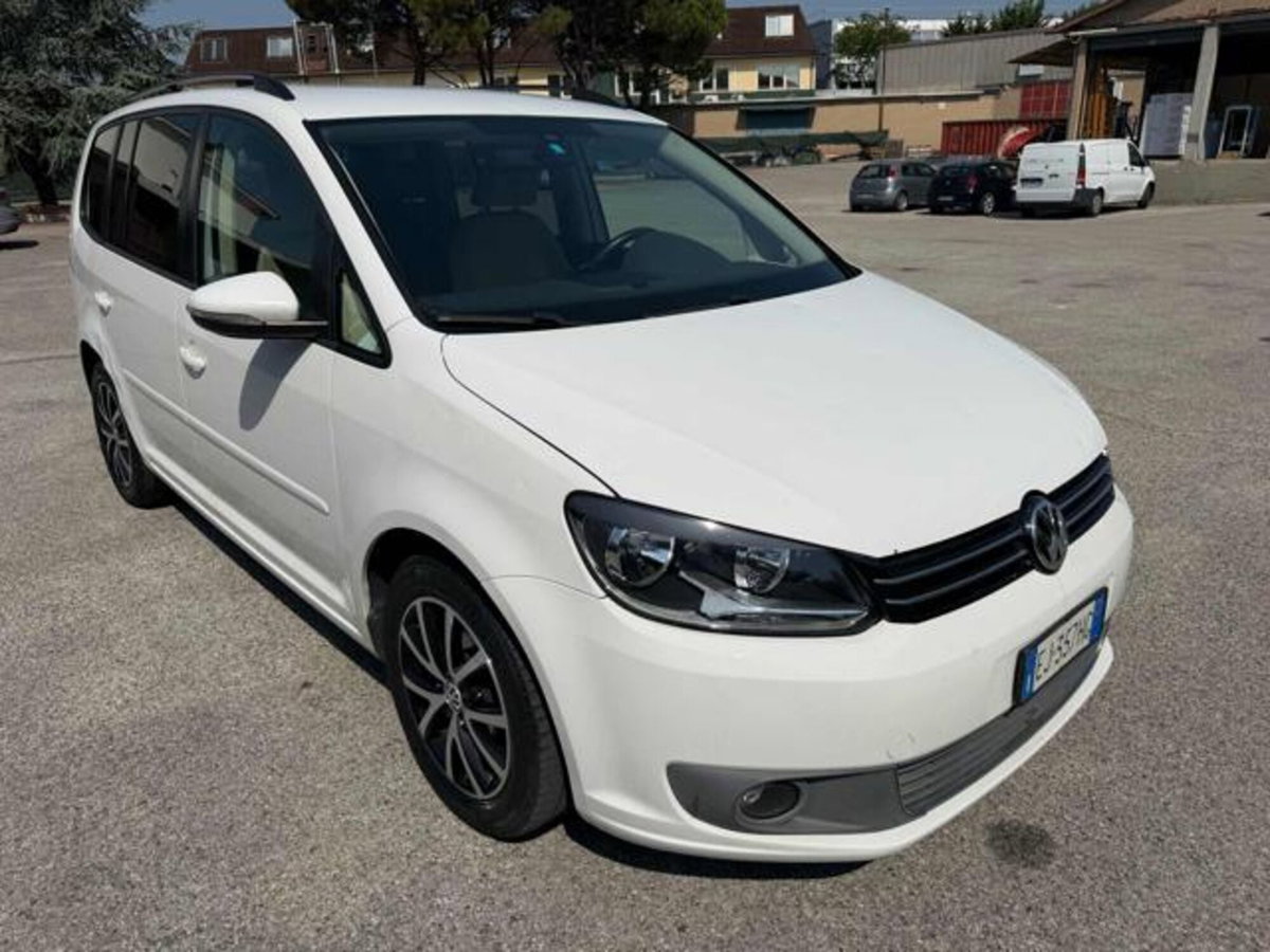 Volkswagen Touran 1.6 TDI DSG Comfortline (3)