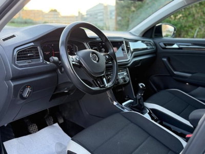 Volkswagen T-Roc 1.6 TDI SCR Advanced BlueMotion Technology (12)