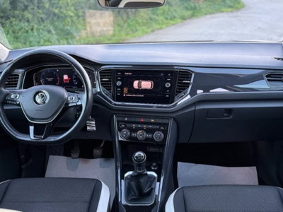 Volkswagen T-Roc 1.6 TDI SCR Advanced BlueMotion Technology (14)