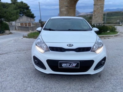 Kia Rio 1.4 CRDi 5p. Cool (10)