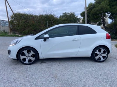 Kia Rio 1.4 CRDi 5p. Cool (3)