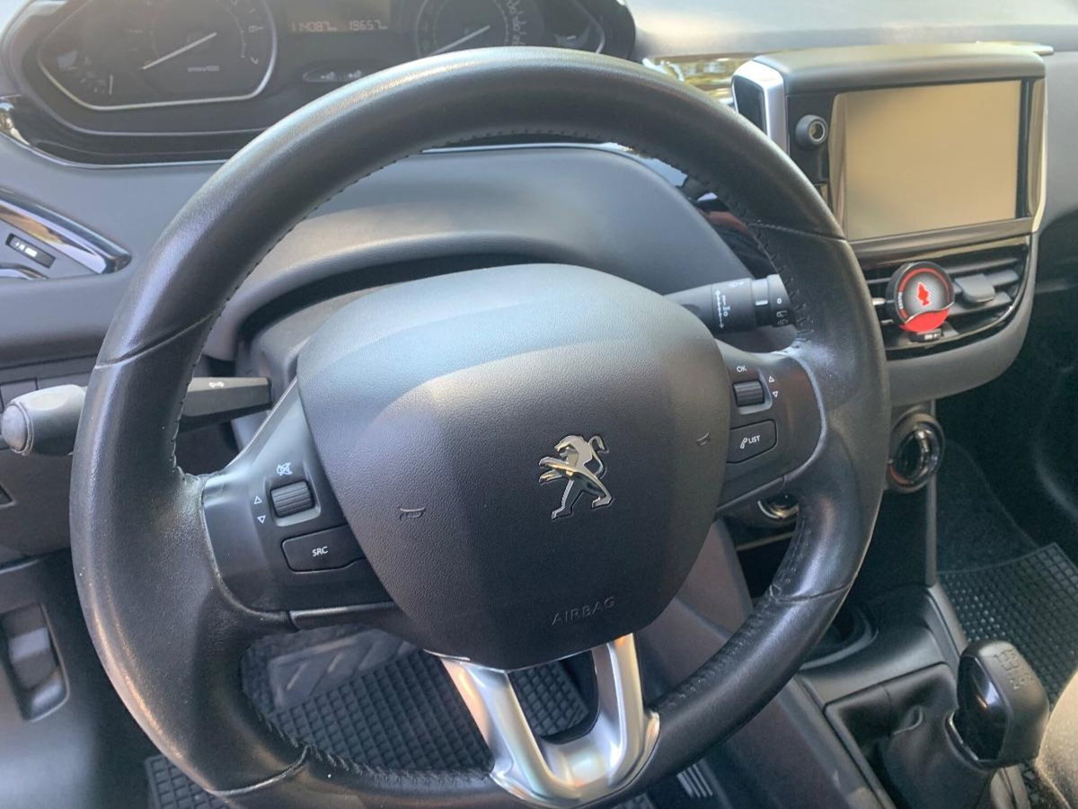 Peugeot 208 VTi 82 CV 5 porte Active (12)