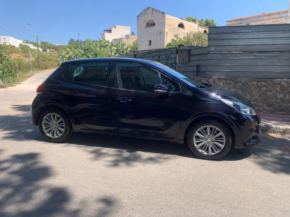 Peugeot 208 VTi 82 CV 5 porte Active (4)