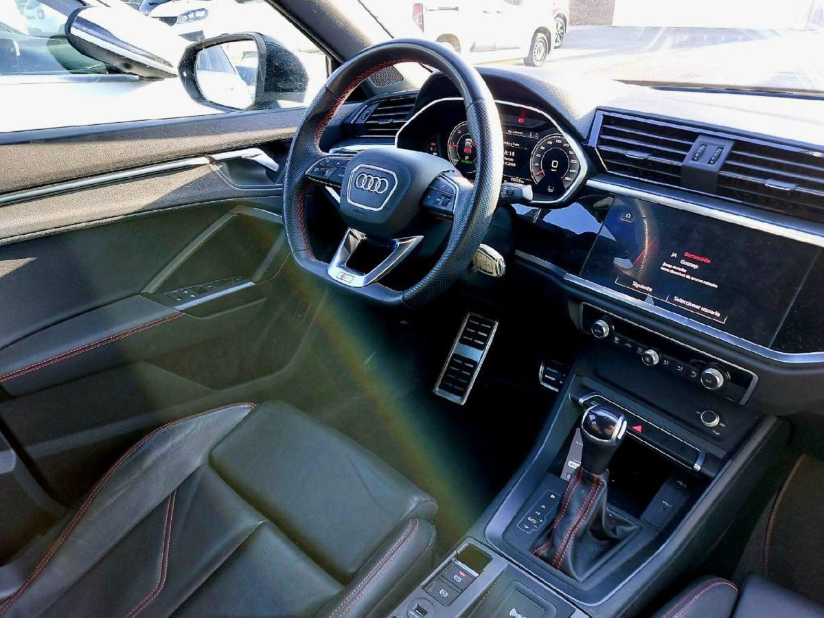 Audi Q3 Sportback 35 TDI S line edition (2)