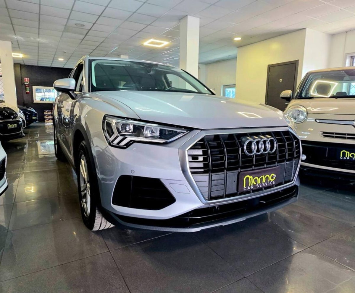 Audi Q3 35 TDI quattro S tronic Business (4)