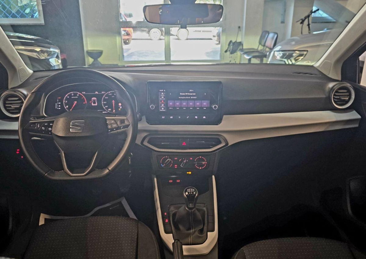 SEAT Arona 1.0 EcoTSI Style (12)