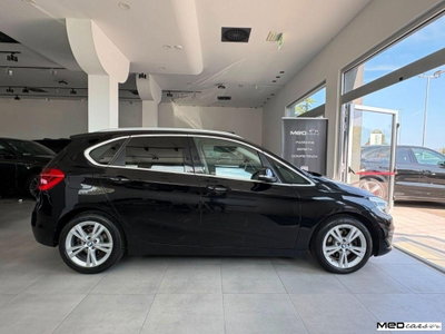 BMW Serie 2 Active Tourer 218d xDrive  Advantage usata