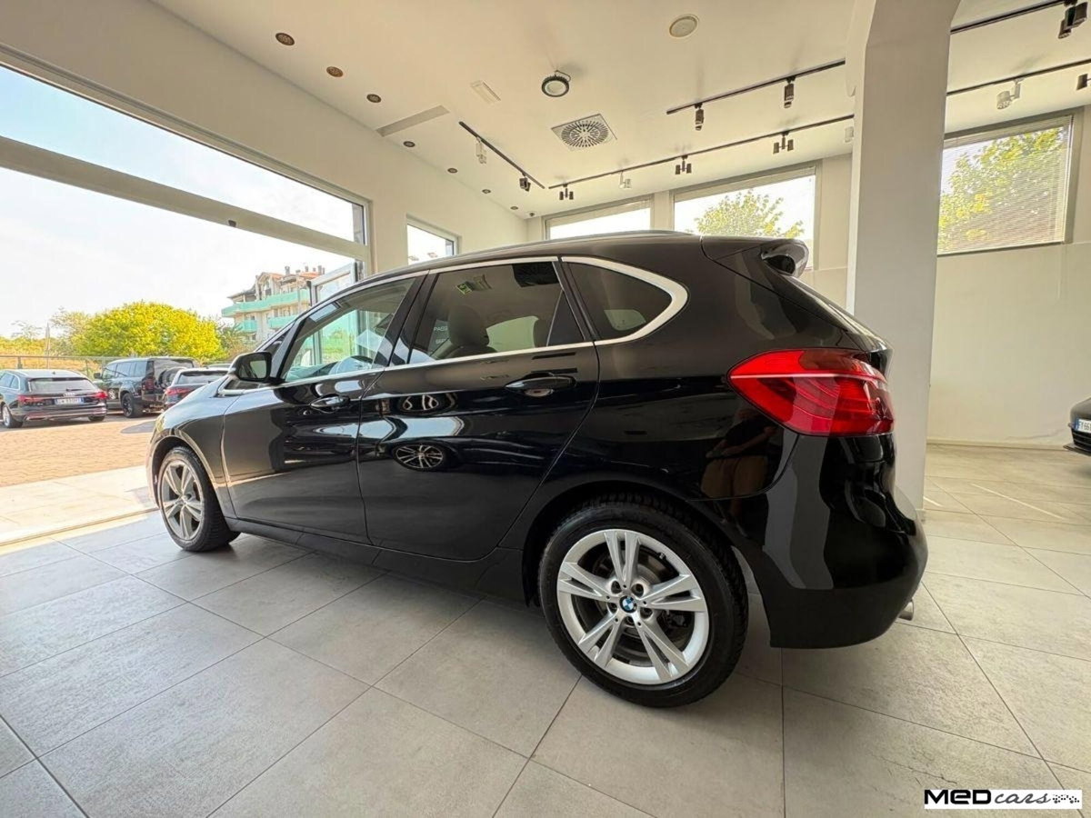BMW Serie 2 Active Tourer 218d xDrive  Advantage (5)