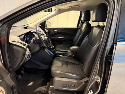 Ford Kuga 2.0 TDCI 150 CV S&S 4WD Titanium (4)